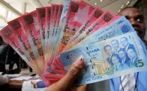 ‘Respect the cedi’ – BoG cautions public against taping, gluing damaged notes for re-issuance