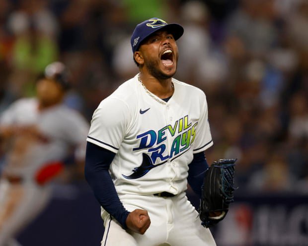Peralta shines as Rays seize on Ramírez error to level ALCS against Guardians