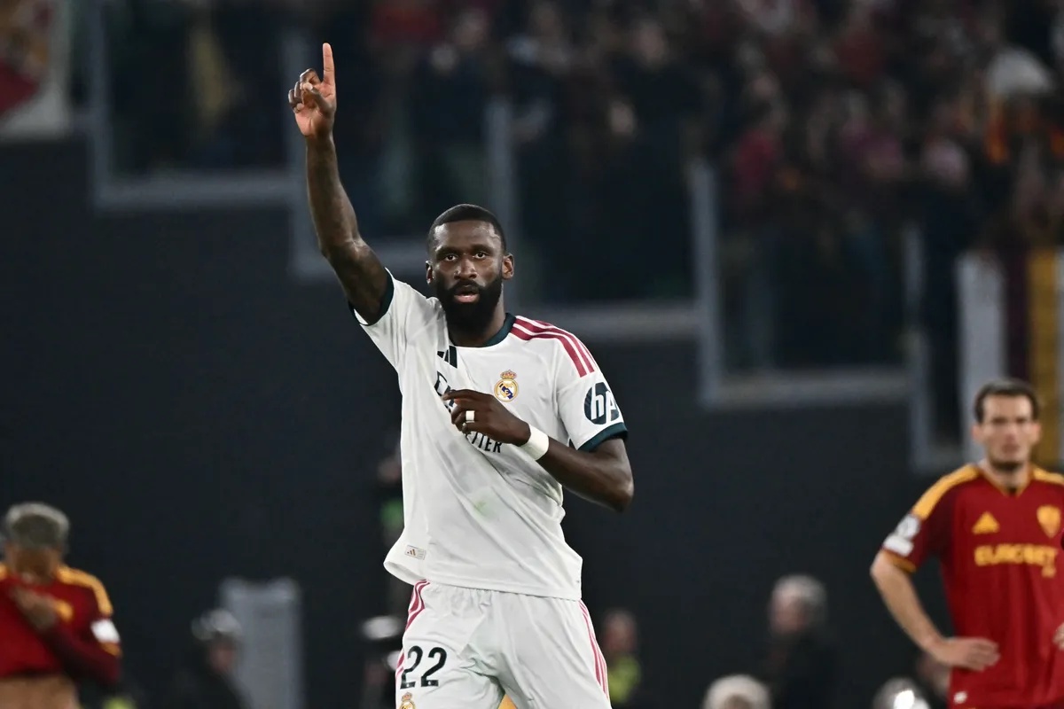 UCL: Real Madrid stun Roma with late comeback to win 4-3