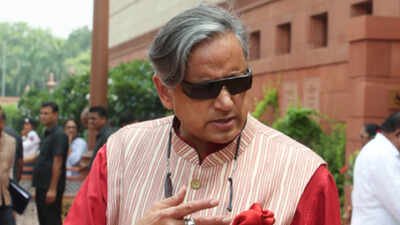 ‘Our Gen Z deserves better than Emer-GenZ’: Shashi Tharoor slams ‘war-like deployment’ of cops for CJP protest