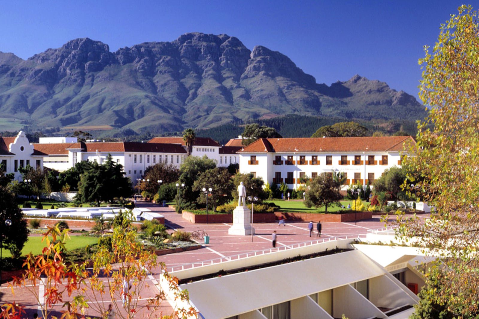 Housemate kicks down door to save Stellenbosch student from ‘arson attack’ by ex-girlfriend