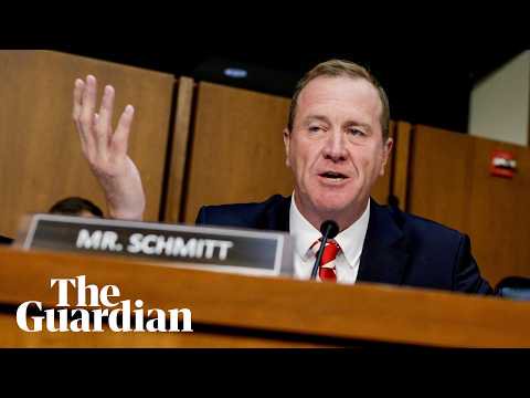 Republican senator appears to mix up basketball teams during heated attack – video