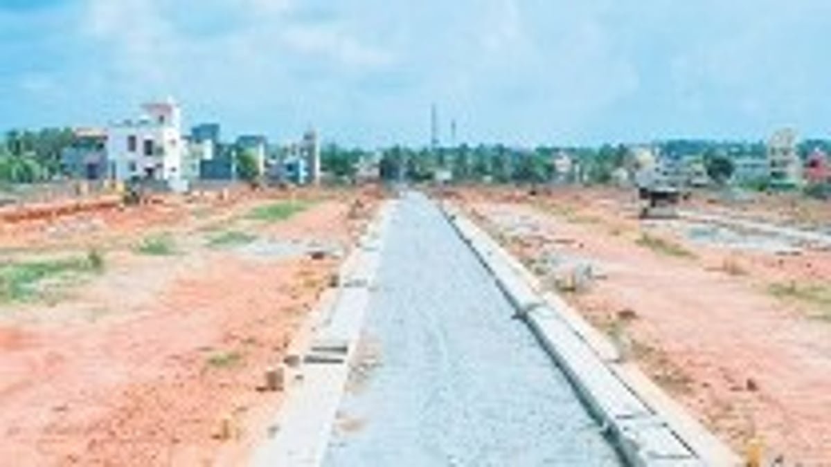 Bengaluru: Domicile certificate delays hold up site applications in Karanth Layout