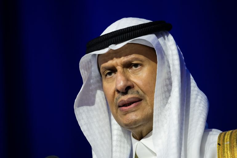 Saudi Arabia says East-West pipeline pumping 5.8 million bpd