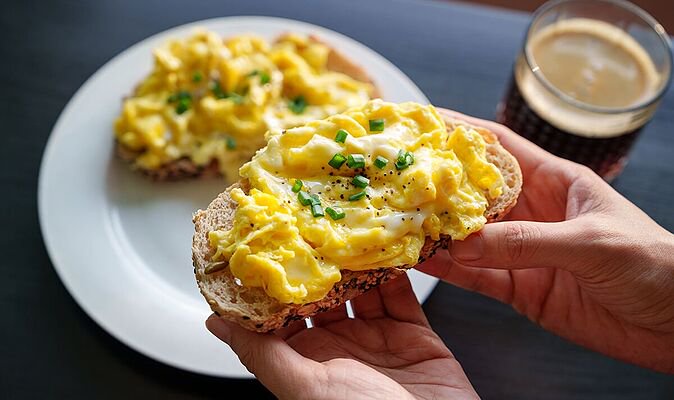 Scrambled eggs will taste perfect if you add one ingredient after cooking