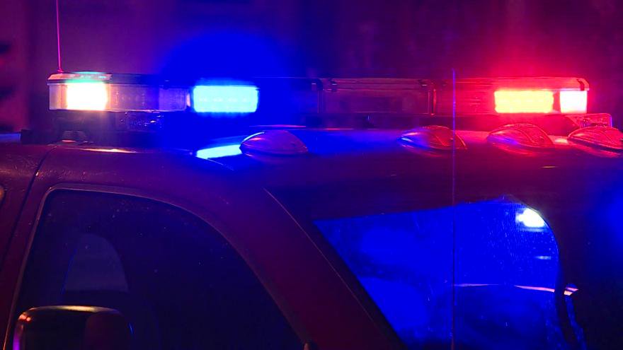 6 people killed in small plane crash in Sauk County