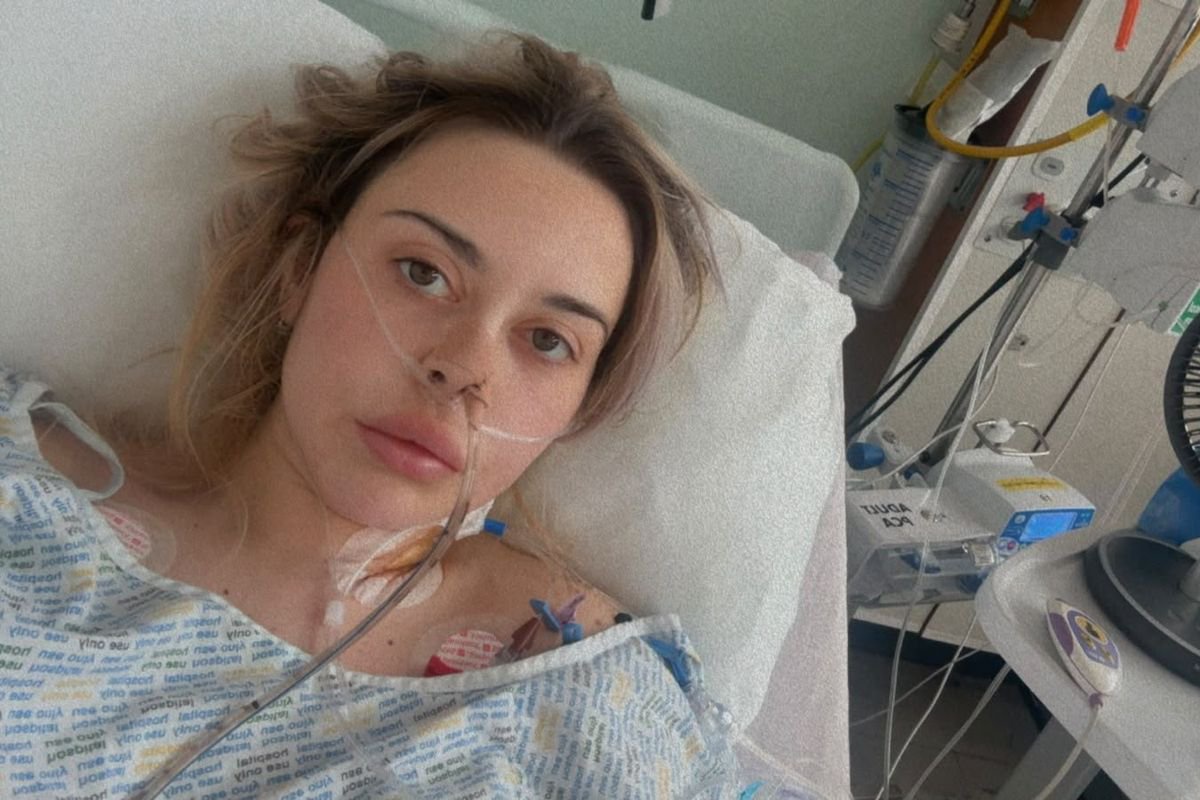 I thought it was ‘period cramps’ – then lost half my stomach to cancer