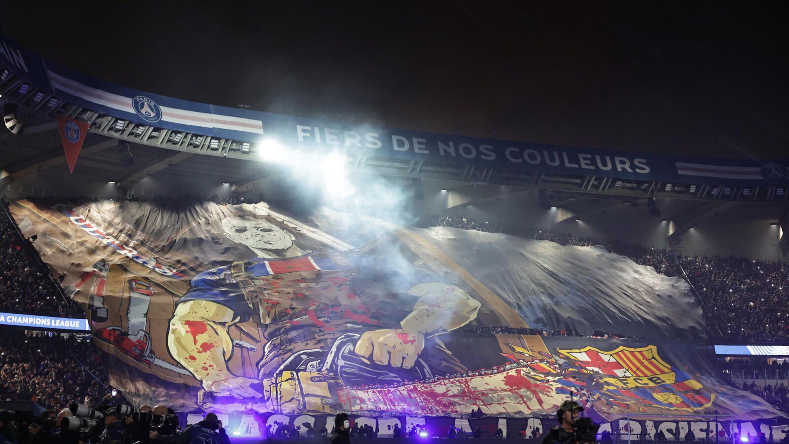 PSG Ultras Unveils Chainsaw Tifo Ahead of Barcelona Clash