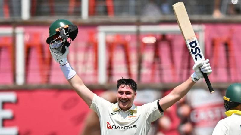 Renshaw puts victory in sight for Australia