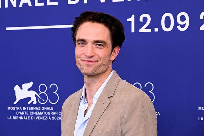 Andrew Garfield Just Revealed The Genuinely Disgusting Thing He Once Found In Robert Pattinson’s Bedroom When They Were “Roommates,” And I Cannot Look At Him The Same Way