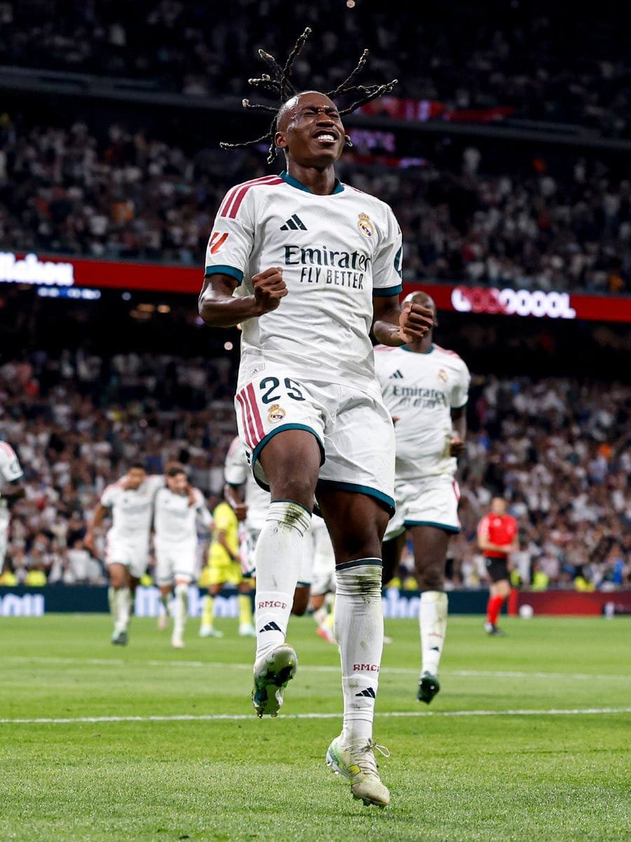 Vinicius sent off in Real Madrid win as Barcelona maintain 100% rate in La Liga