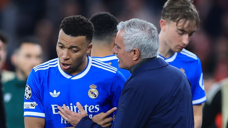 “When a Real Madrid Player Stops Behaving Like One, He Won’t Even Get to Sit on the Bench” —Mourinho
