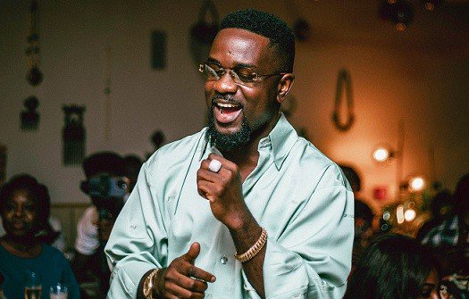 Why I don’t answer calls, messages — Sarkodie