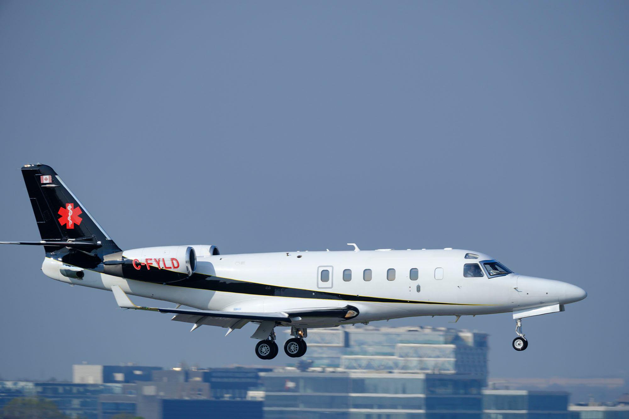 Boston-bound medical plane carrying 6 plunged over 10K feet before ‘losing contact’ with FAA