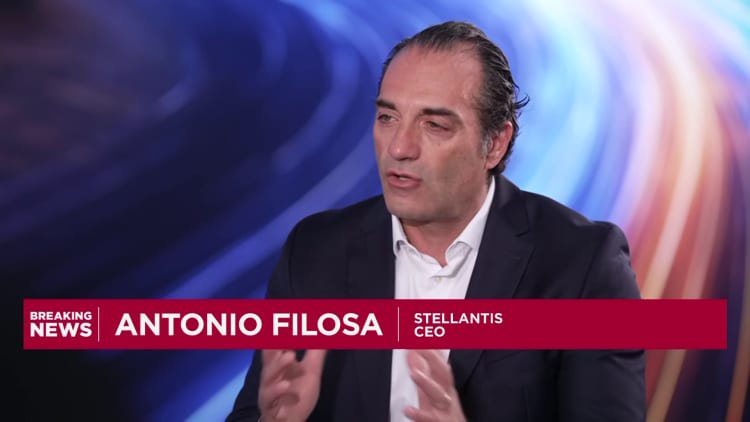 Stellantis CEO urges incentives for carmakers who build in Europe as Chinese rivals gain ground