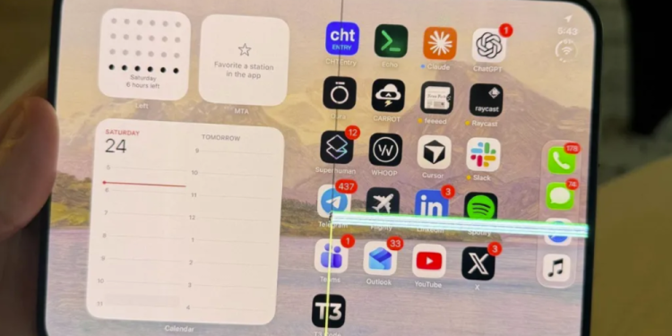 Apple to replace iPhone Duos affected by screen problem