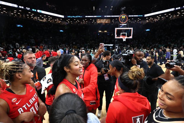 Atlanta Dream sweep New York Liberty to reach first WNBA Finals since 2013