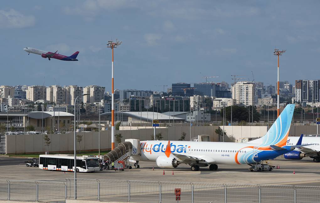 Flydubai suspends Israel flights pending investigation into plane incident