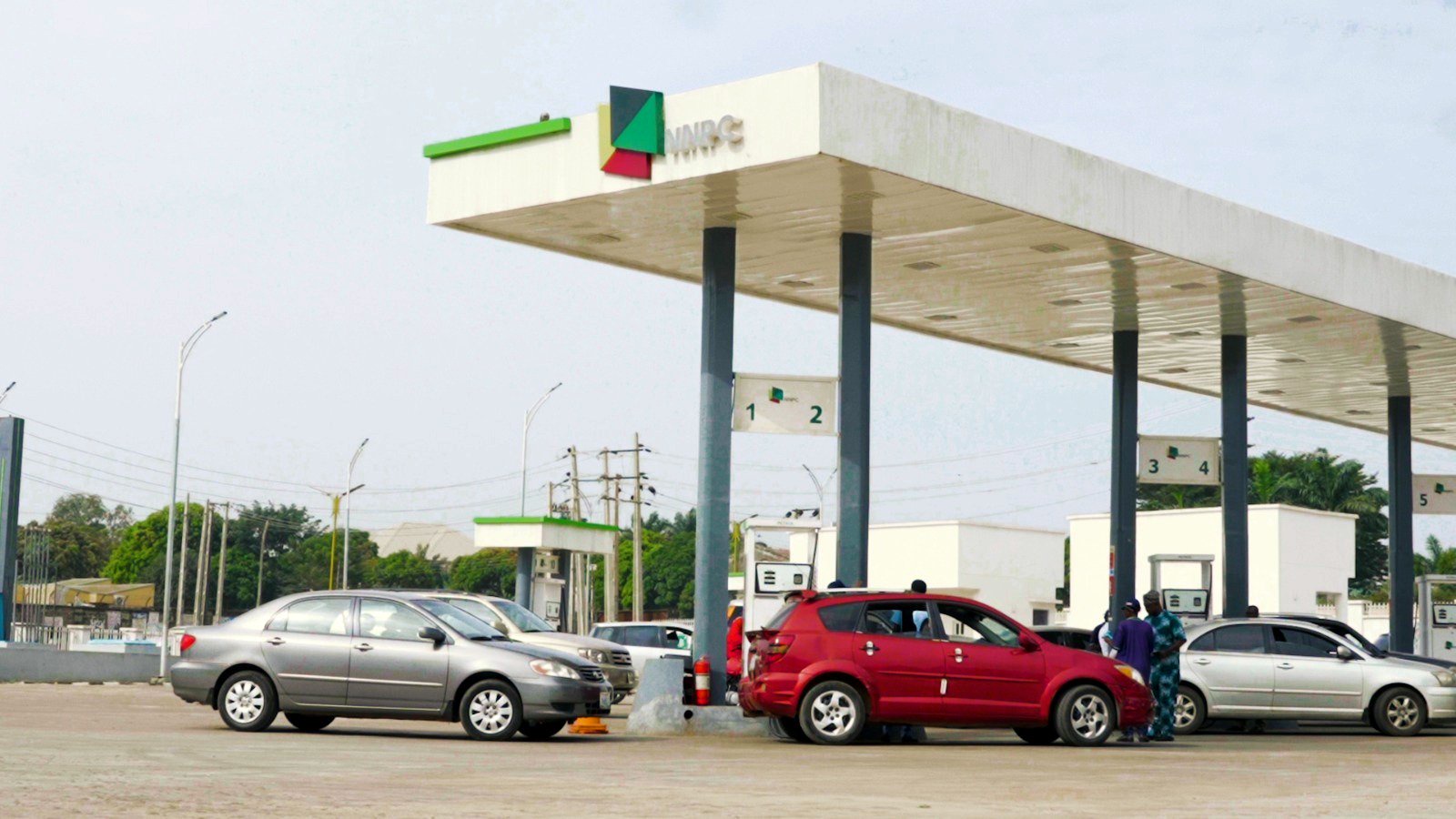 Uneven petrol prices, lingering hardship as Zaria residents question NNPC discount
