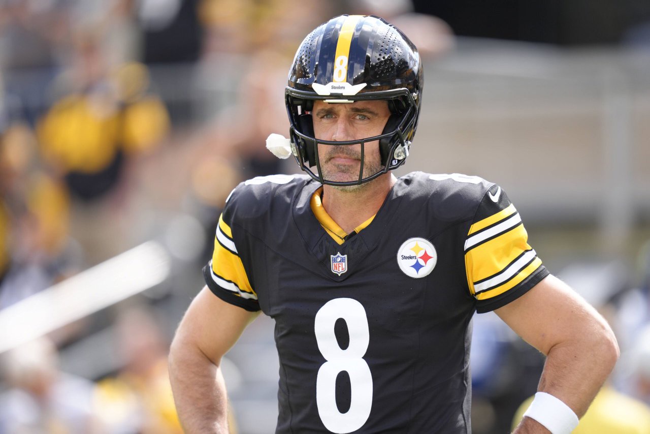 “Not Fun”: Steelers TE Gets Real About Aaron Rodgers’ Leadership In Locker Room