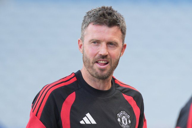 Man Utd squad’s stance on sacking Michael Carrick after poor start to new season