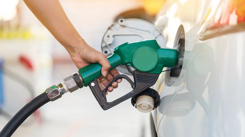 SA Petrol Hits R30 a Litre: EVs, Fleets and Hybrid Work