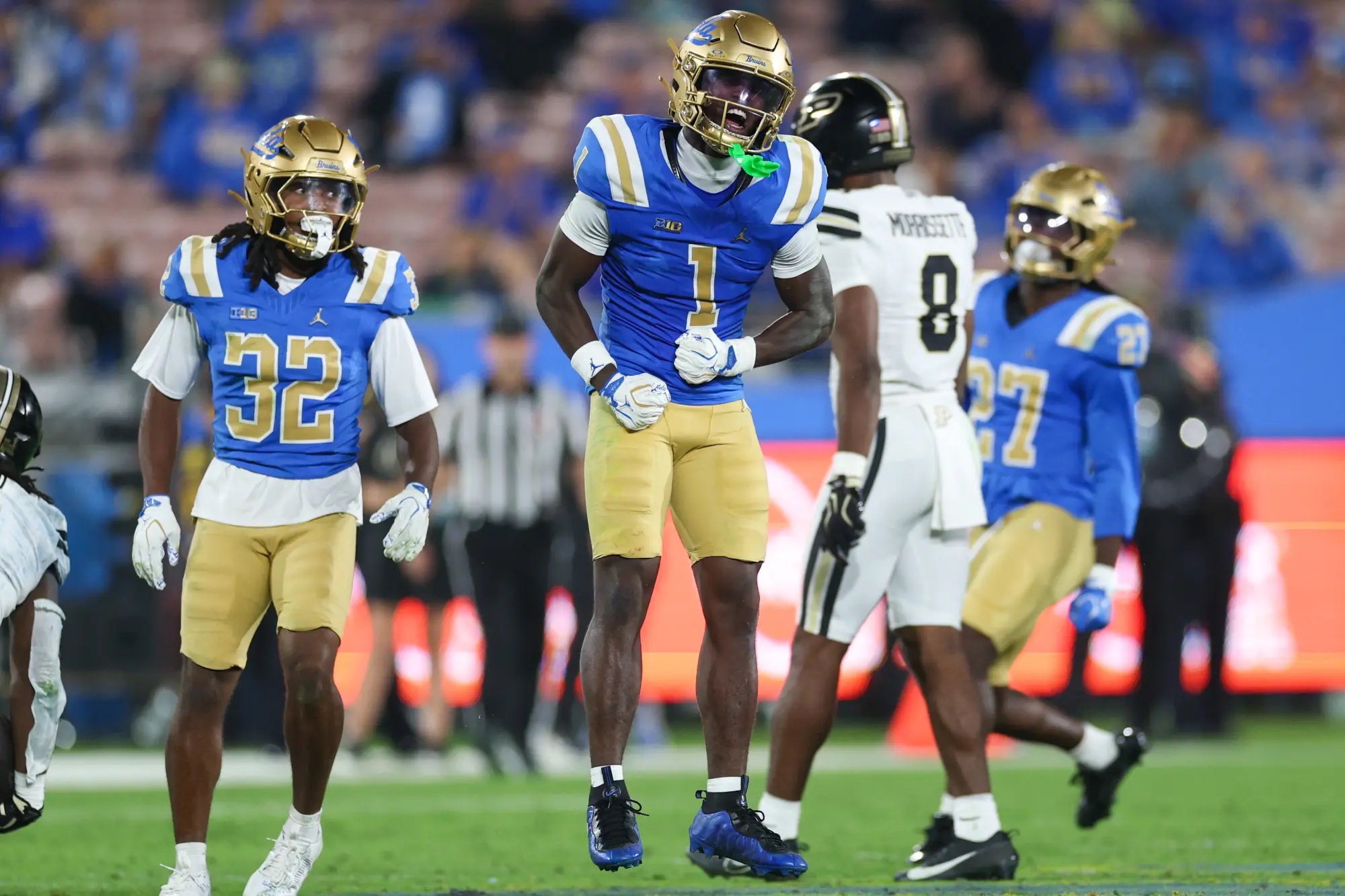 UCLA urges defense to staying calm during high-stakes showdown with potent Oregon
