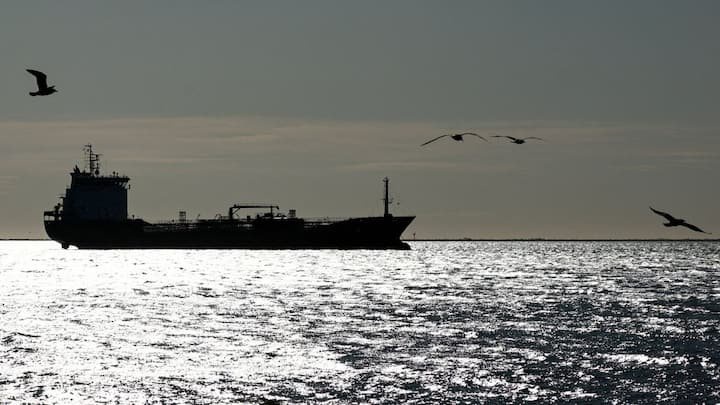 Brent crude at $60 or $125 in 2027? Goldman Sachs flags Gulf oil supply as key trigger