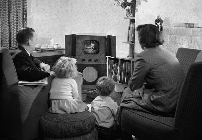 42 Photos Of Life In The 1950s That Show Just How Much Has Changed In 70 Years