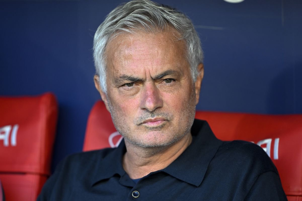 Jose Mourinho lays into Man City charges timeline with Premier League joke