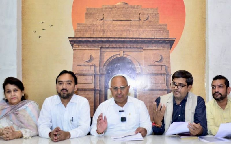 BJP seeks probe into hiring of 1,208 outsourced sanitation workers in Ludhiana