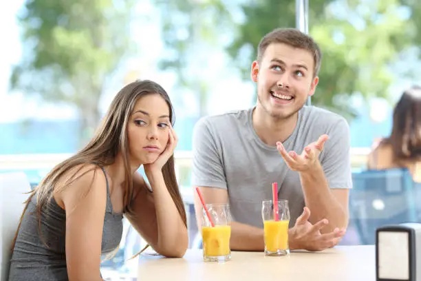 How to Live With a Narcissist Husband