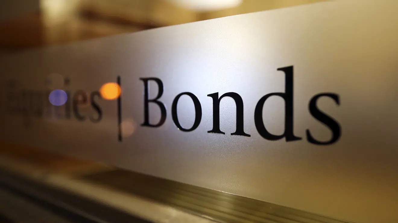 Investors Demand Higher Returns on Nigerian Bonds Despite Global Yield Decline