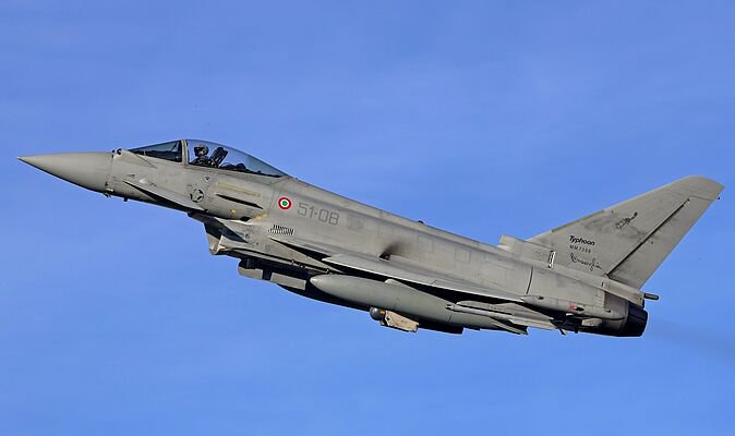 NATO fighter jets scrambled amid huge attack as people warned ‘find a safe place’