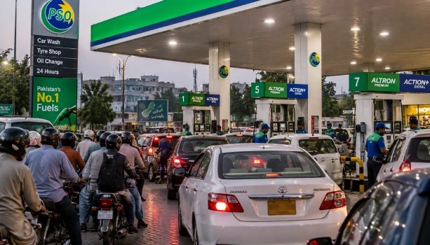 Petrol Price Down by 14 Paisa While Diesel Drops Rs 1.89 Across Pakistan