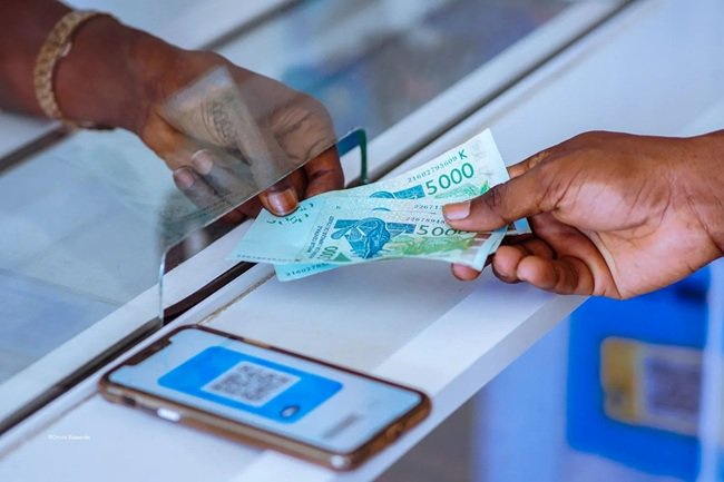 Paiement instantané : Wave rejoint un réseau désormais élargi à 38 participants en Côte d’Ivoire