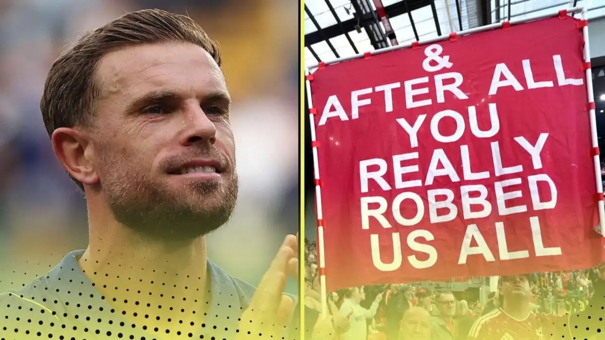 14 Things We Loved This Weekend: Henderson, Neuer, Seedorf, Anfield banners & more