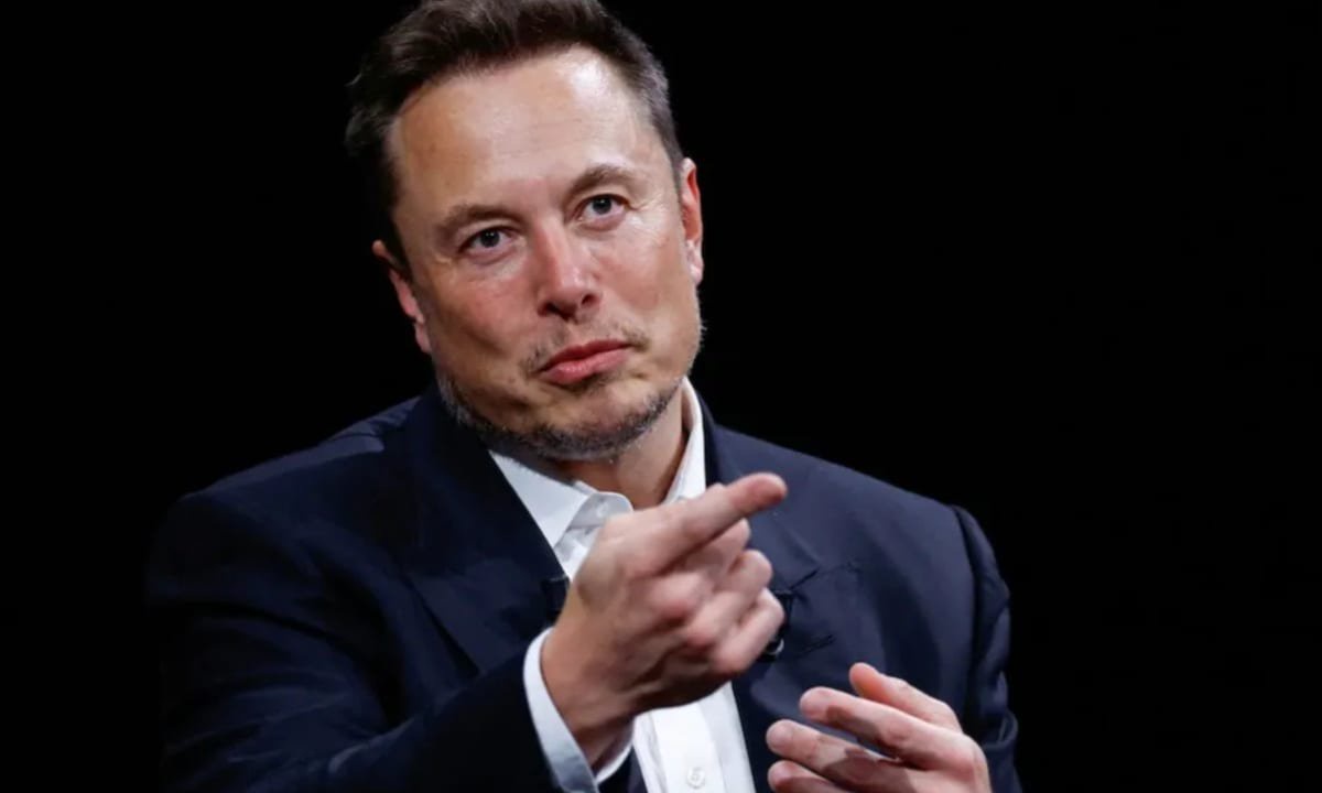 Elon Musk warns of disappearance of humanity from earth