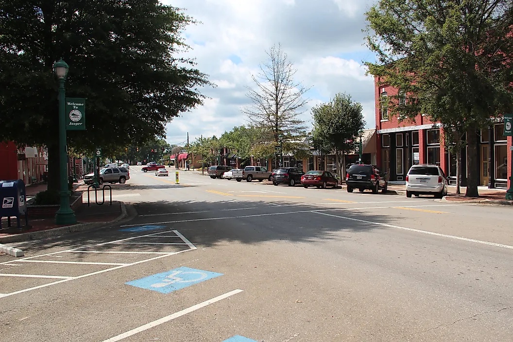 The Towns In Georgia Where Retirees Are Moving To