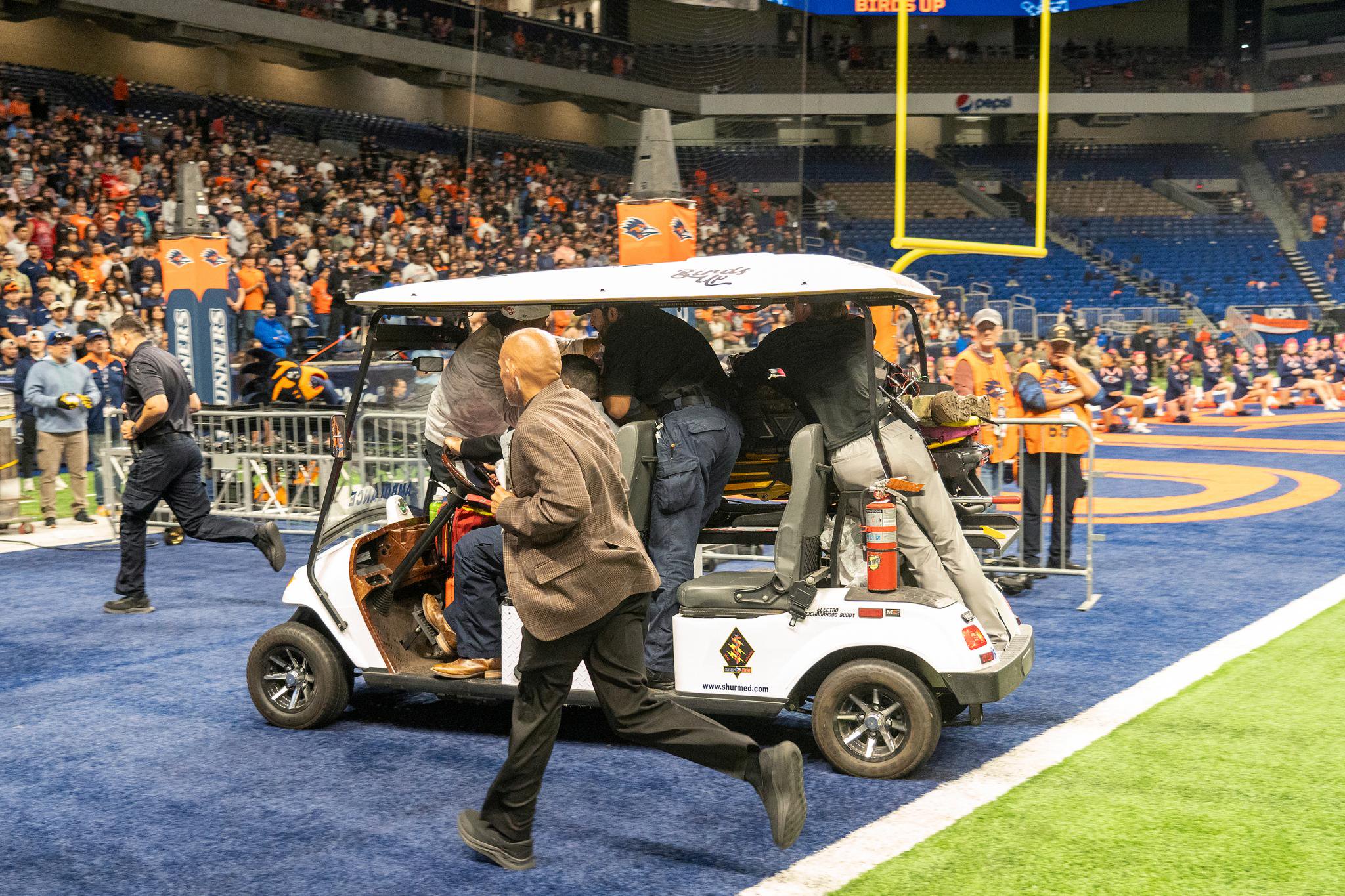 Elite Air Force trainer was performing one of the most dangerous stunts possible before fatal fall at UTSA game: experts