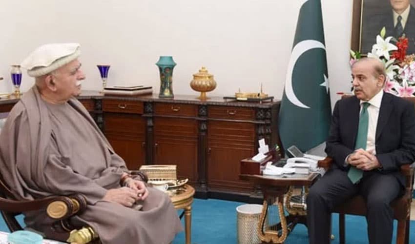 Govt renews invitation to Achakzai for talks on ECP appointments