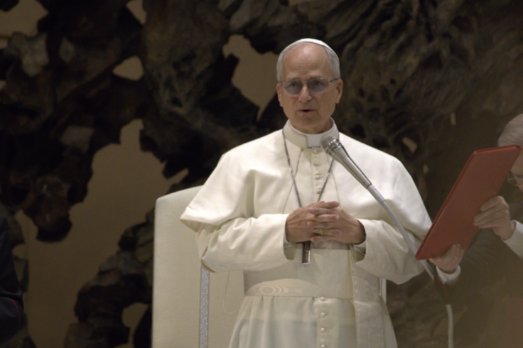 Pope Leo XIV Faces Online Criticism After Video Shows Him Apparently Turning Away From Black Priest