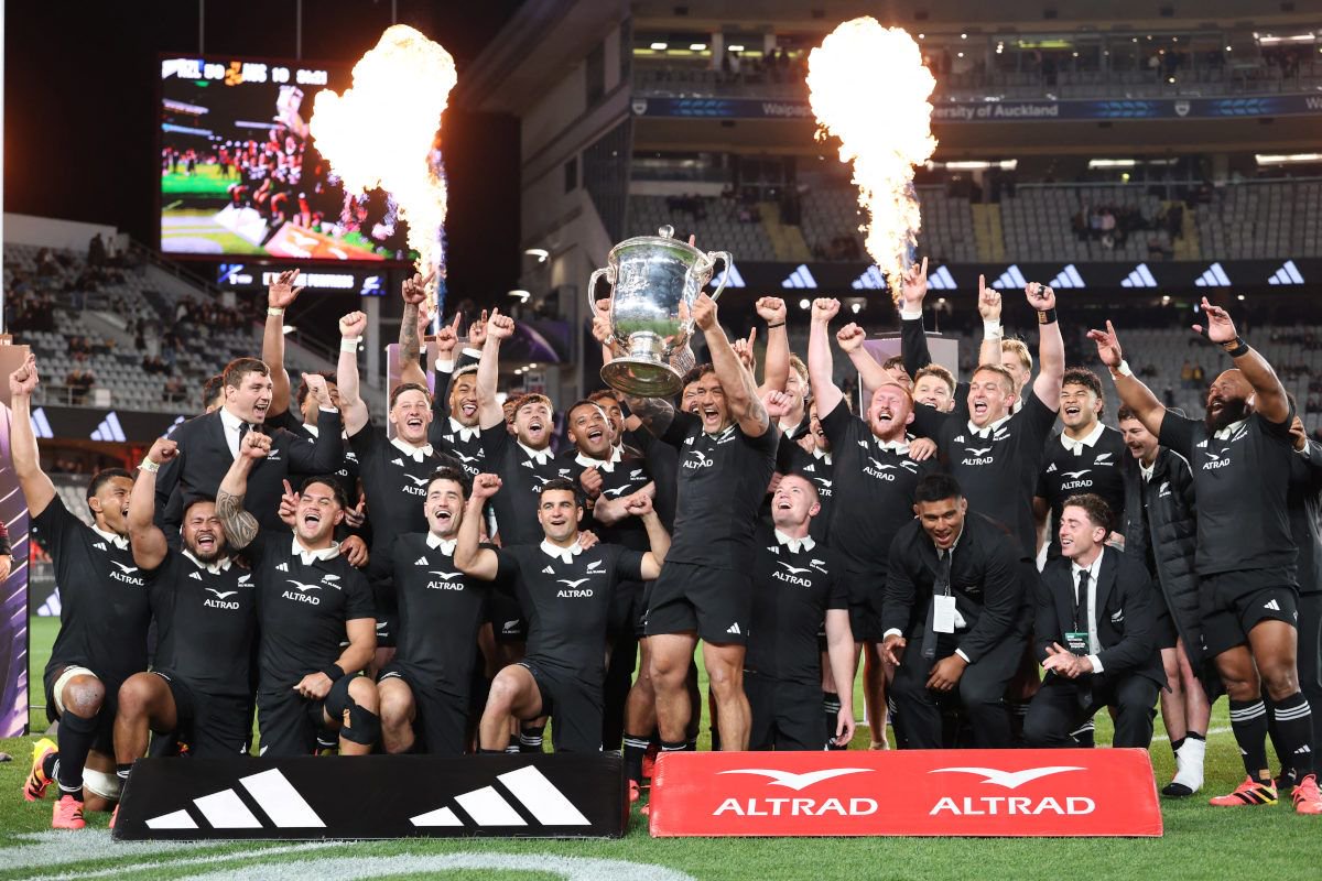 Springboks hang onto World Rugby No 1 ranking despite big All Blacks win