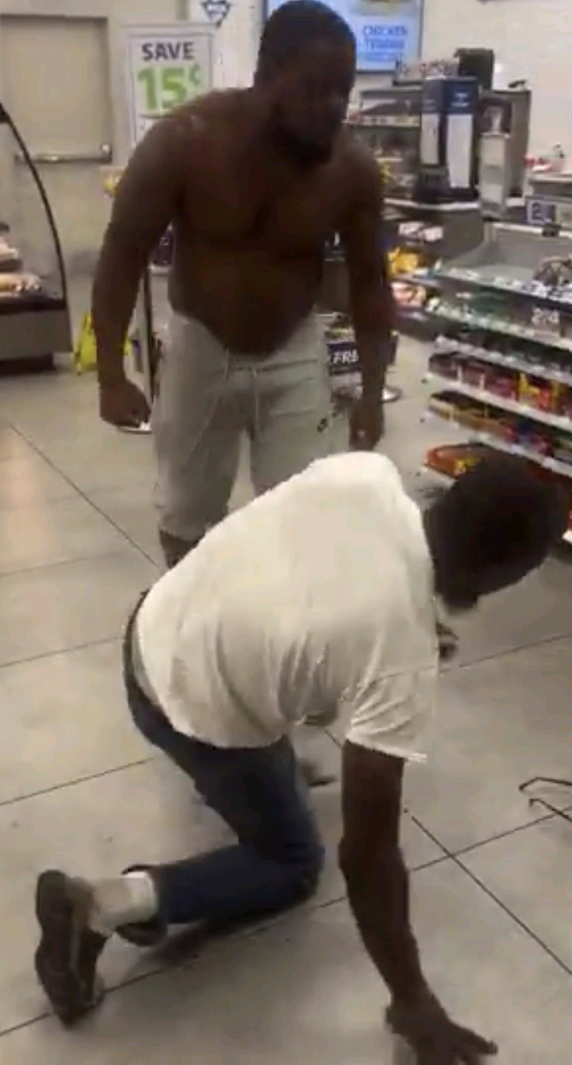 Woman Refuses to Give Man Her Number, Husband Arrives at Store and Beats Him Up