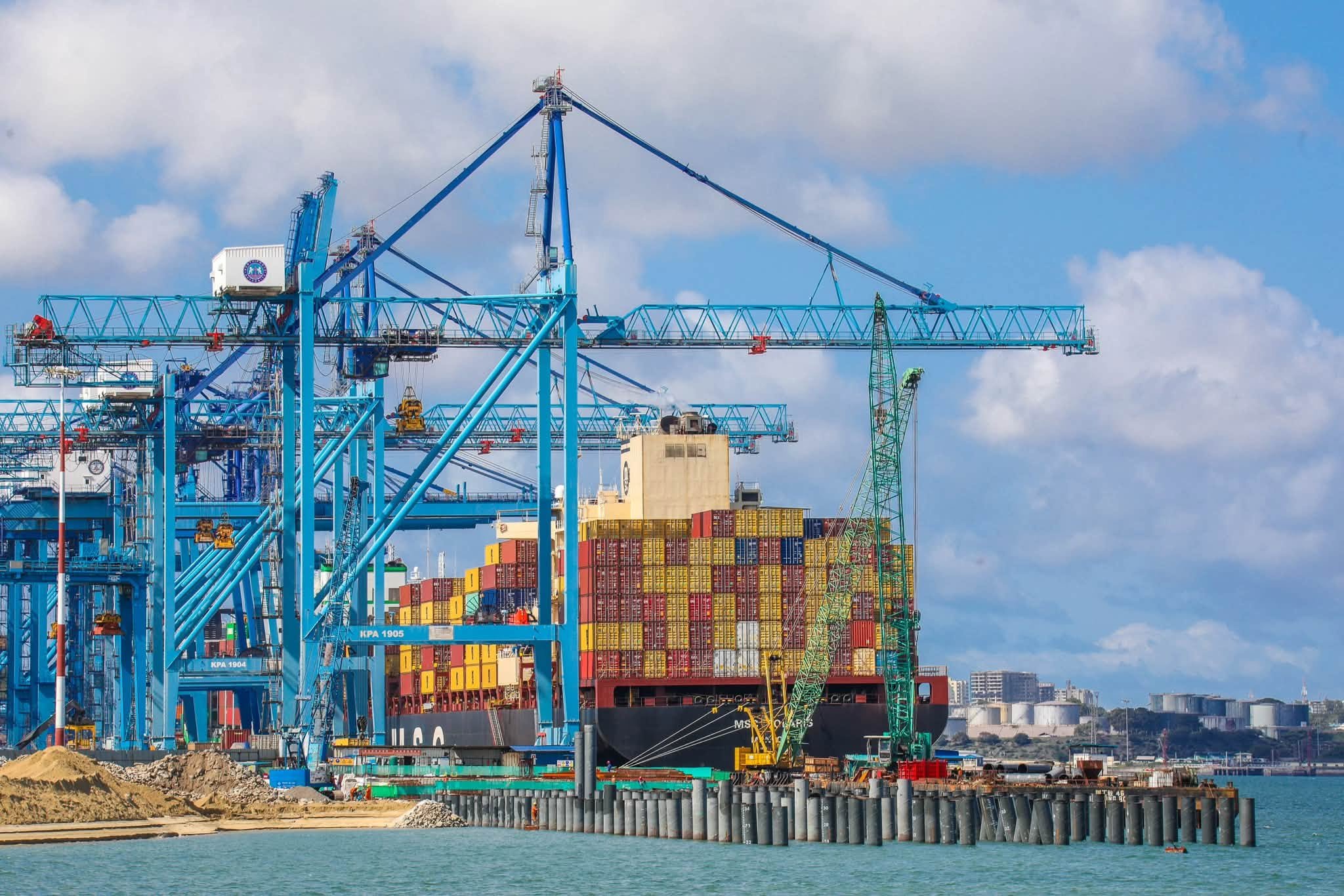 6 Oil Tankers, 2 Car Carriers & 21 Container Ships To Docket in Mombasa & Lamu Ports, Gov’t Reveals