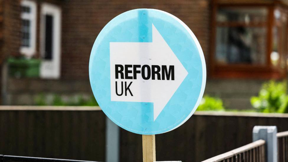 Reform faces criticism after councillors filmed making racist comments