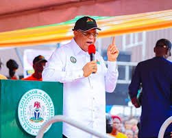 Akwa Ibom flags off FarmerMoni enumeration, trains desk officers