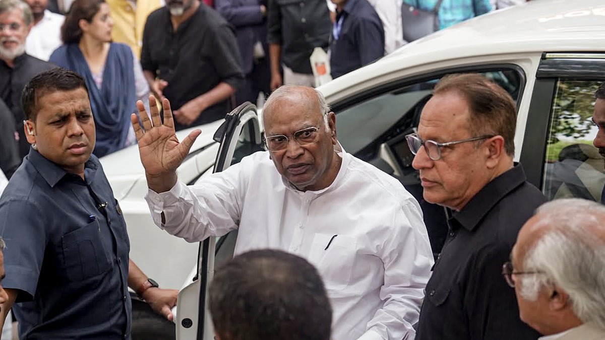 INDIA bloc heads to Rajghat for third day of EC showdown after Kharge’s lunch meet with Oppn MPs