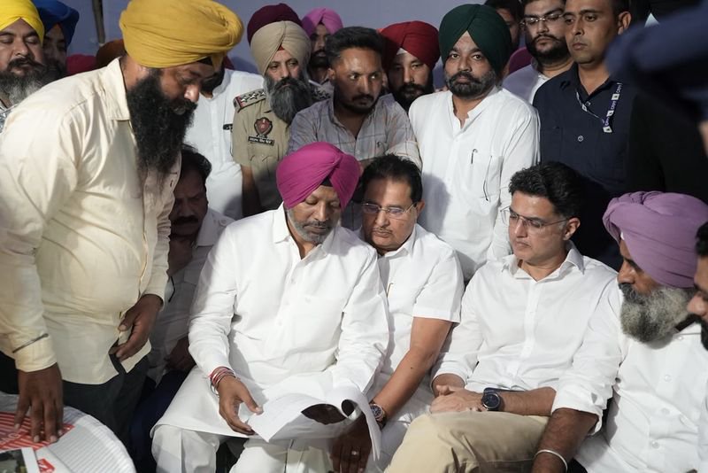 Pilot, Pargat meet the grieving in Jandiala Guru and Tarn Taran