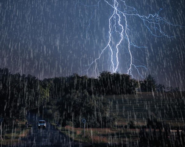 MSD warns of thunderstorms, strong winds